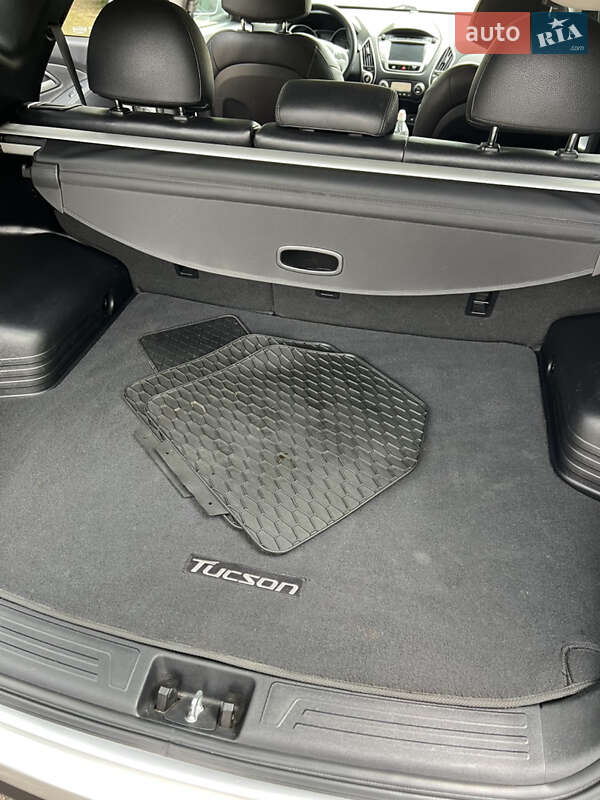 Позашляховик / Кросовер Hyundai Tucson 2012 в Кривому Розі