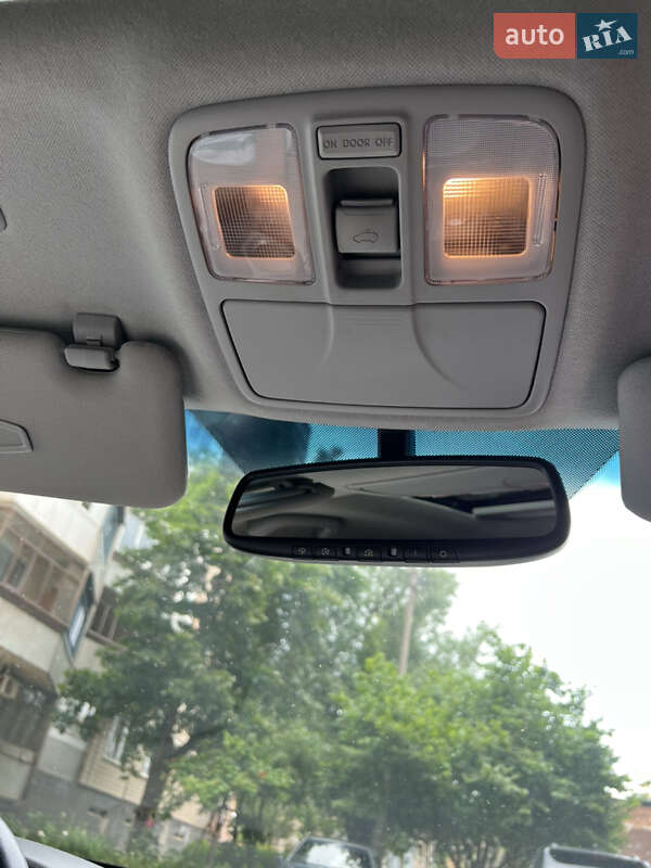 Позашляховик / Кросовер Hyundai Tucson 2012 в Кривому Розі