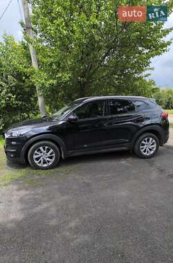 Внедорожник / Кроссовер Hyundai Tucson 2019 в 