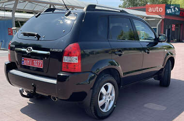 Внедорожник / Кроссовер Hyundai Tucson 2006 в 