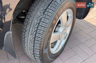 Внедорожник / Кроссовер Hyundai Tucson 2006 в 