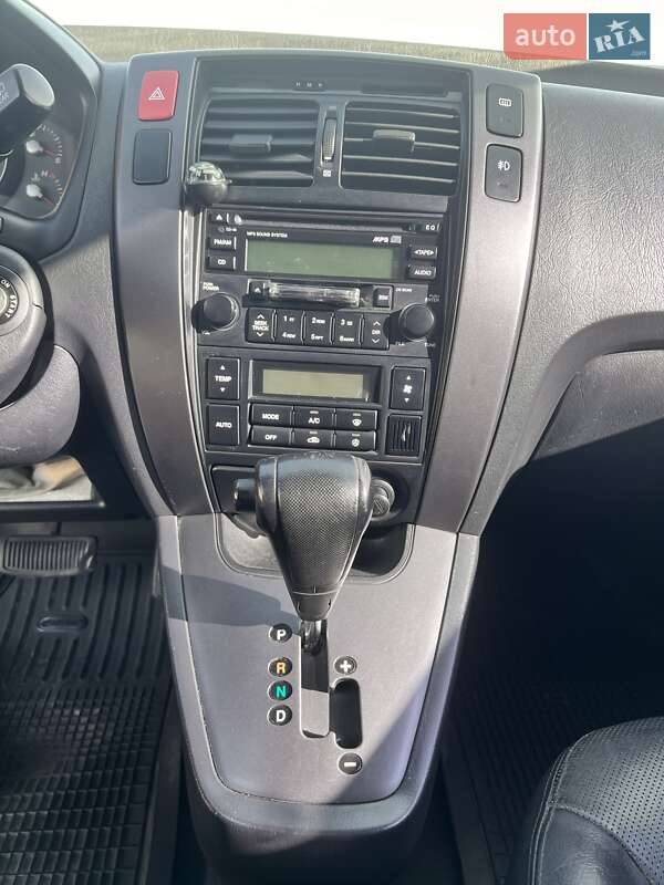 Позашляховик / Кросовер Hyundai Tucson 2008 в Львові
