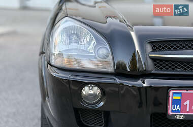 Внедорожник / Кроссовер Hyundai Tucson 2008 в 