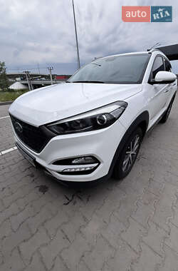Внедорожник / Кроссовер Hyundai Tucson 2016 в Киеве