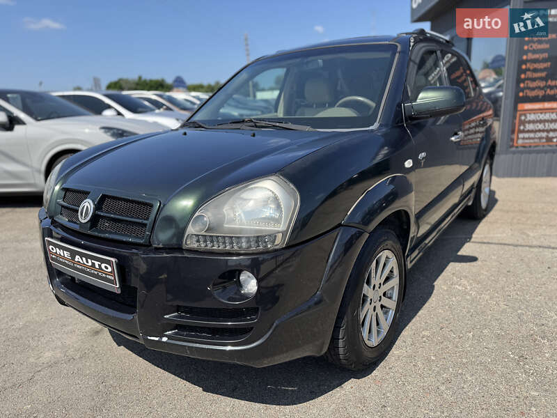 Внедорожник / Кроссовер Hyundai Tucson 2007 в 