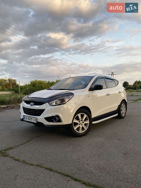 Позашляховик / Кросовер Hyundai Tucson 2012 в Смілі