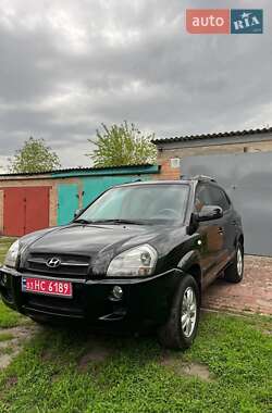 Внедорожник / Кроссовер Hyundai Tucson 2005 в Хороле