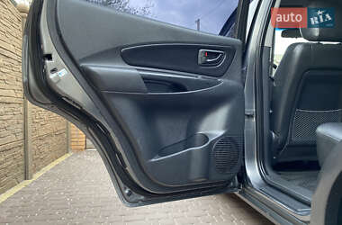 Внедорожник / Кроссовер Hyundai Tucson 2009 в 