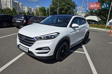 Позашляховик / Кросовер Hyundai Tucson 2017 в Києві