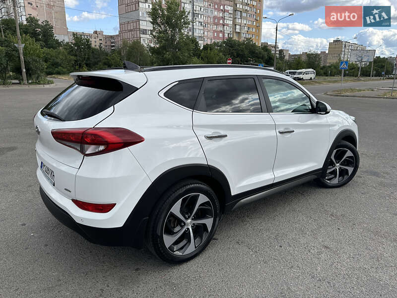 Внедорожник / Кроссовер Hyundai Tucson 2016 в Запорожье