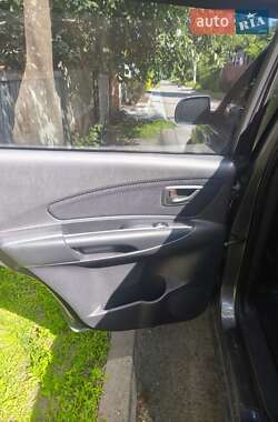 Внедорожник / Кроссовер Hyundai Tucson 2011 в 