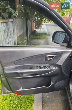Внедорожник / Кроссовер Hyundai Tucson 2011 в 