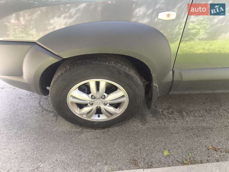 Внедорожник / Кроссовер Hyundai Tucson 2011 в Киеве