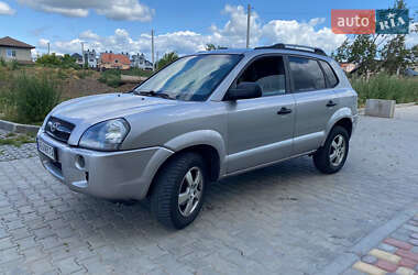 Позашляховик / Кросовер Hyundai Tucson 2004 в Полтаві