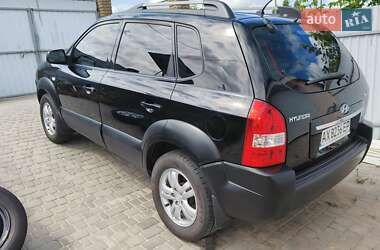 Внедорожник / Кроссовер Hyundai Tucson 2008 в 