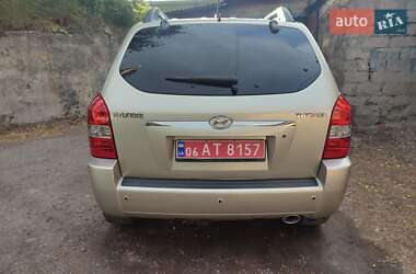Внедорожник / Кроссовер Hyundai Tucson 2008 в 