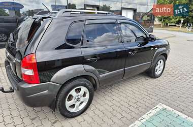 Внедорожник / Кроссовер Hyundai Tucson 2007 в 