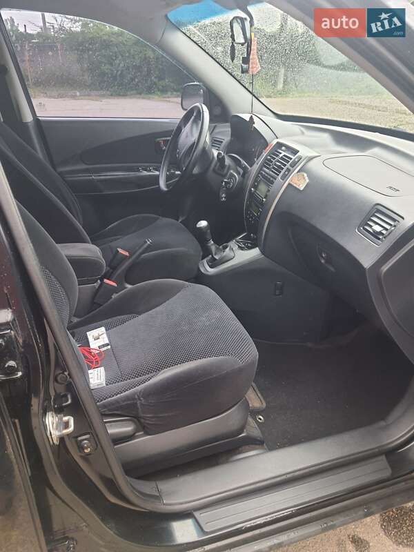 Позашляховик / Кросовер Hyundai Tucson 2009 в Одесі