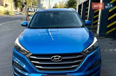 Позашляховик / Кросовер Hyundai Tucson 2016 в Львові
