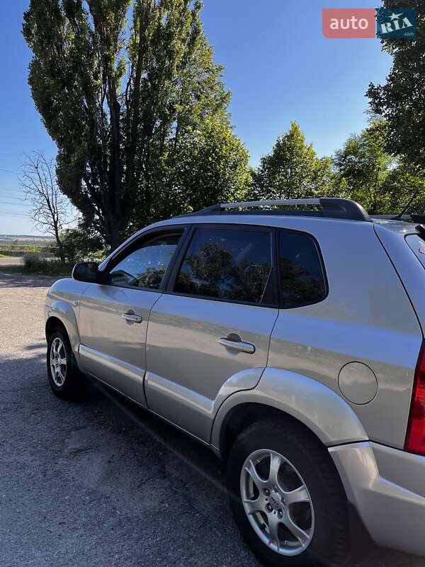 Внедорожник / Кроссовер Hyundai Tucson 2008 в Харькове фото 10 Внедорожник / Кроссовер Hyundai Tucson 2008 в Харькове