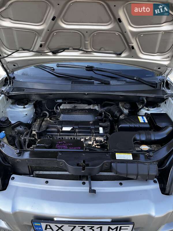 Внедорожник / Кроссовер Hyundai Tucson 2008 в Харькове фото 38 Внедорожник / Кроссовер Hyundai Tucson 2008 в Харькове