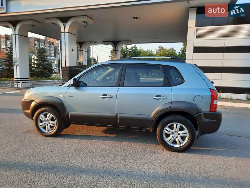 Внедорожник / Кроссовер Hyundai Tucson 2006 в Харькове