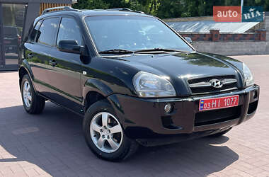 Внедорожник / Кроссовер Hyundai Tucson 2006 в 
