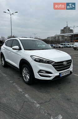 Внедорожник / Кроссовер Hyundai Tucson 2016 в Киеве
