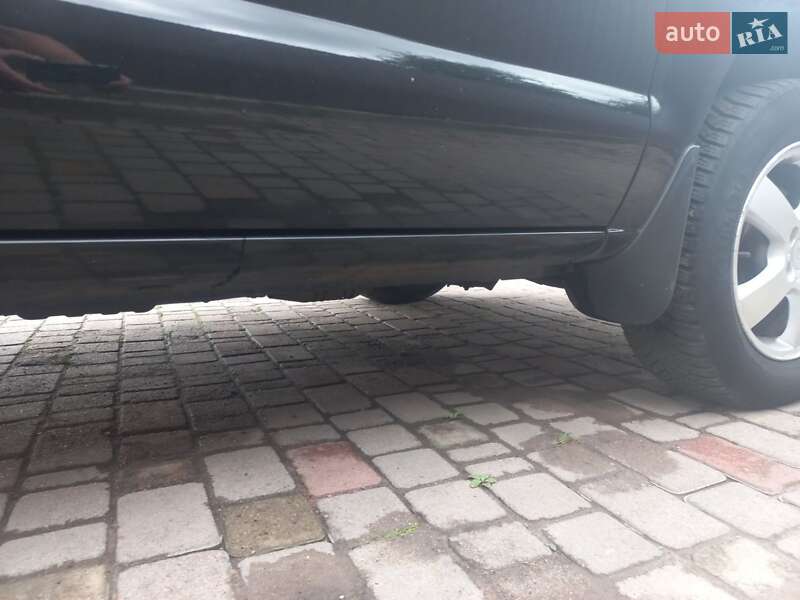 Позашляховик / Кросовер Hyundai Tucson 2006 в Сокалі