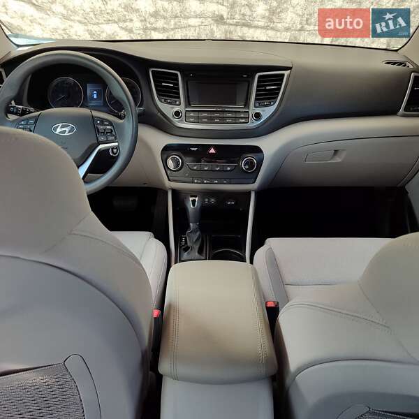 Позашляховик / Кросовер Hyundai Tucson 2015 в Кагарлику фото 7 Позашляховик / Кросовер Hyundai Tucson 2015 в Кагарлику