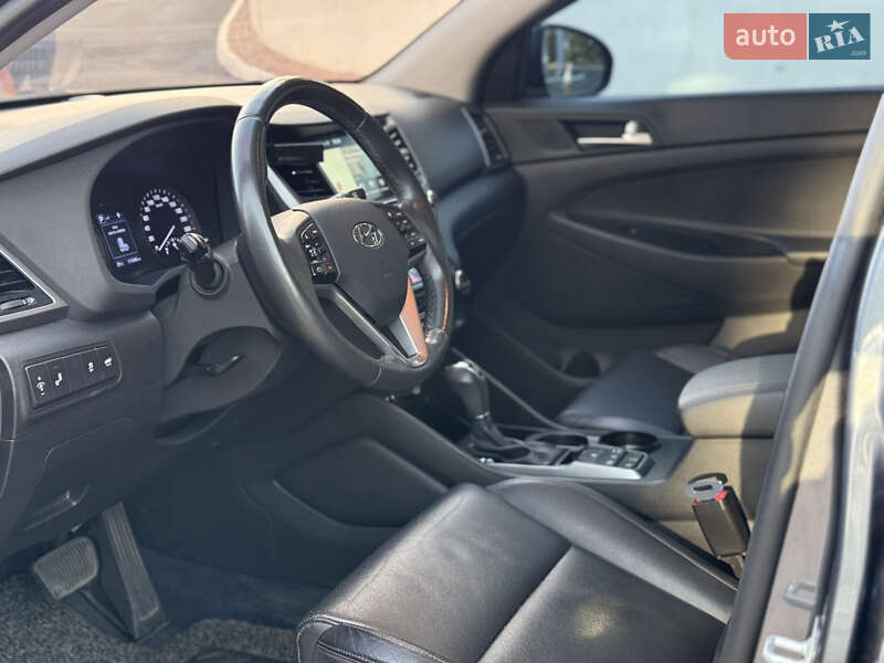 Позашляховик / Кросовер Hyundai Tucson 2017 в Одесі