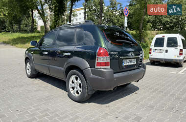 Внедорожник / Кроссовер Hyundai Tucson 2008 в 
