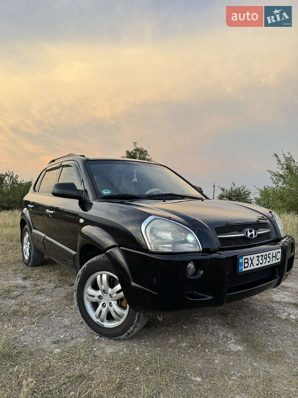 Позашляховик / Кросовер Hyundai Tucson 2008 в Ізюмі