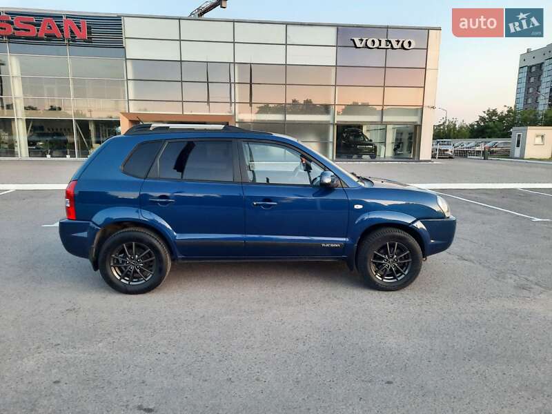Внедорожник / Кроссовер Hyundai Tucson 2007 в Полтаве