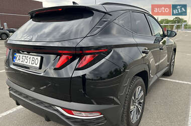 Внедорожник / Кроссовер Hyundai Tucson 2021 в 