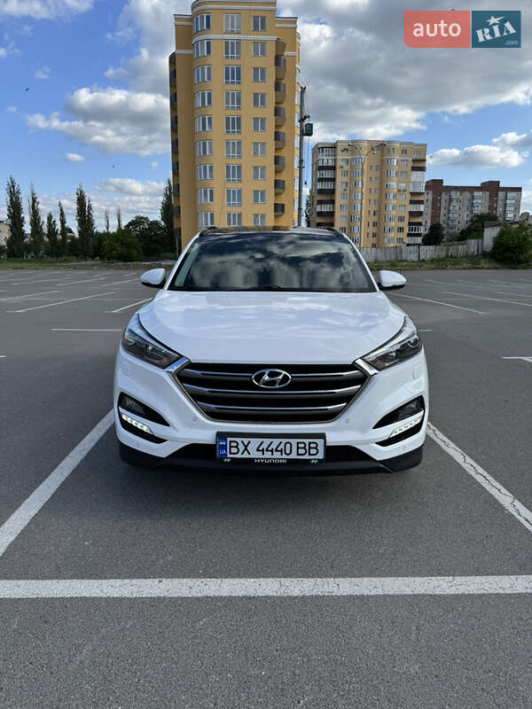 Внедорожник / Кроссовер Hyundai Tucson 2017 в Каменец-Подольском