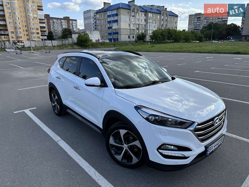 Внедорожник / Кроссовер Hyundai Tucson 2017 в Каменец-Подольском