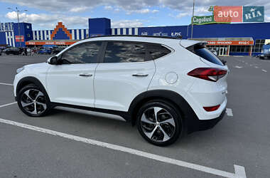 Внедорожник / Кроссовер Hyundai Tucson 2017 в Каменец-Подольском