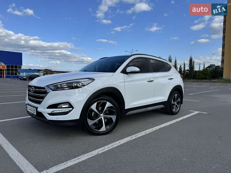 Внедорожник / Кроссовер Hyundai Tucson 2017 в Каменец-Подольском