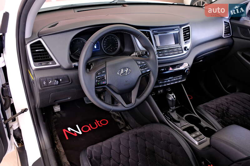 Внедорожник / Кроссовер Hyundai Tucson 2016 в Одессе