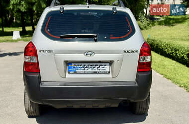 Внедорожник / Кроссовер Hyundai Tucson 2008 в 