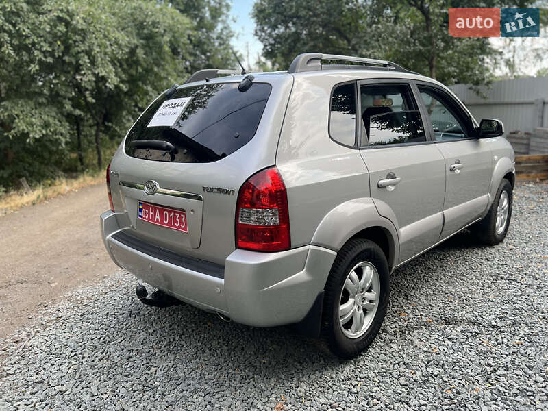 Позашляховик / Кросовер Hyundai Tucson 2009 в Дніпрі