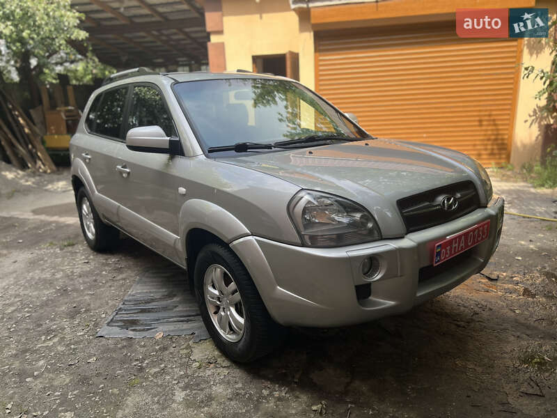 Позашляховик / Кросовер Hyundai Tucson 2009 в Дніпрі