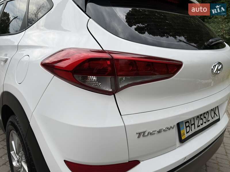Внедорожник / Кроссовер Hyundai Tucson 2015 в Одессе