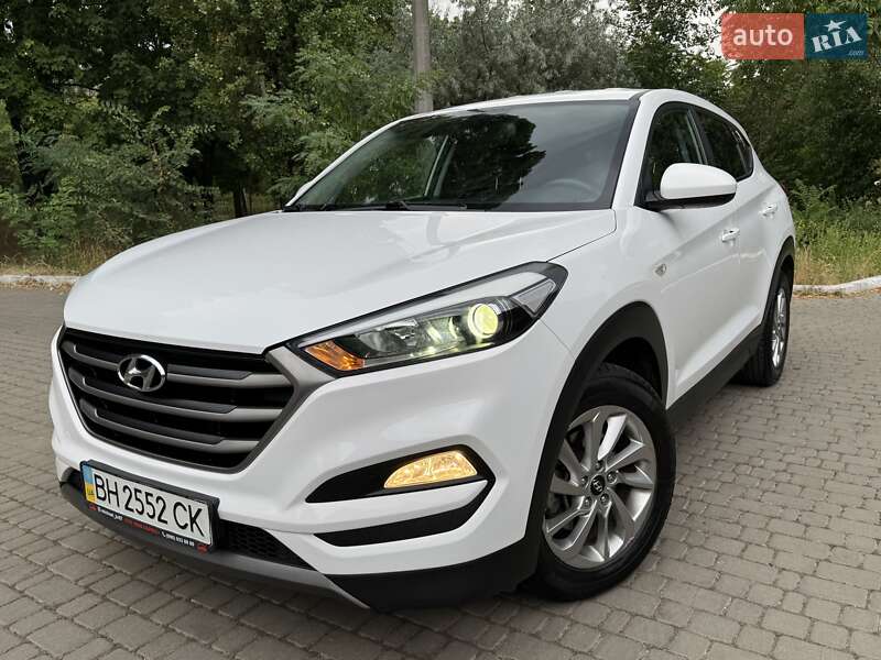 Внедорожник / Кроссовер Hyundai Tucson 2015 в Одессе