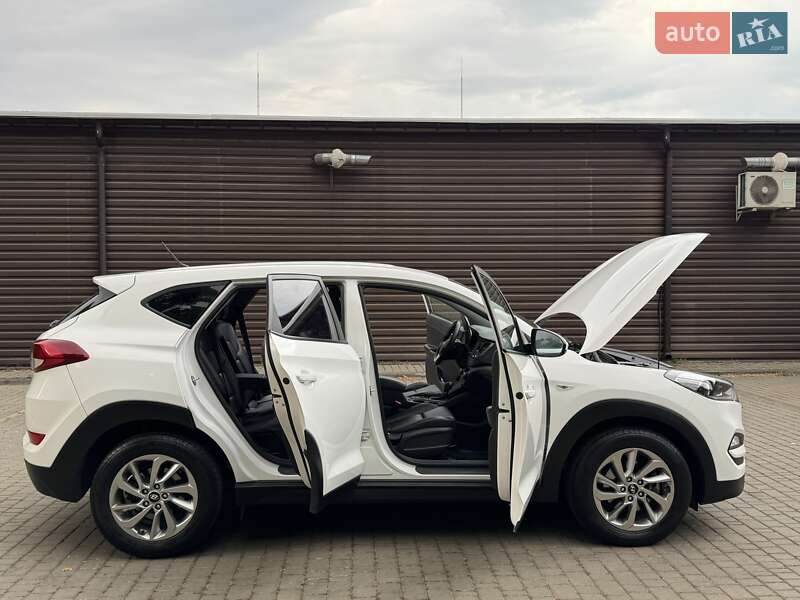 Внедорожник / Кроссовер Hyundai Tucson 2015 в Одессе