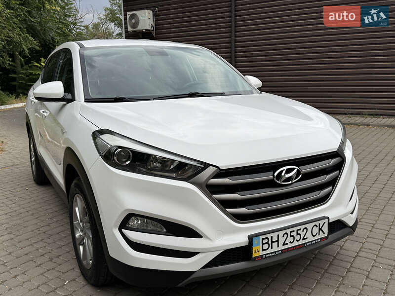 Внедорожник / Кроссовер Hyundai Tucson 2015 в Одессе