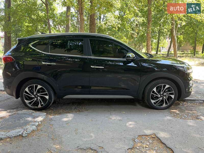 Позашляховик / Кросовер Hyundai Tucson 2018 в Вільногірську