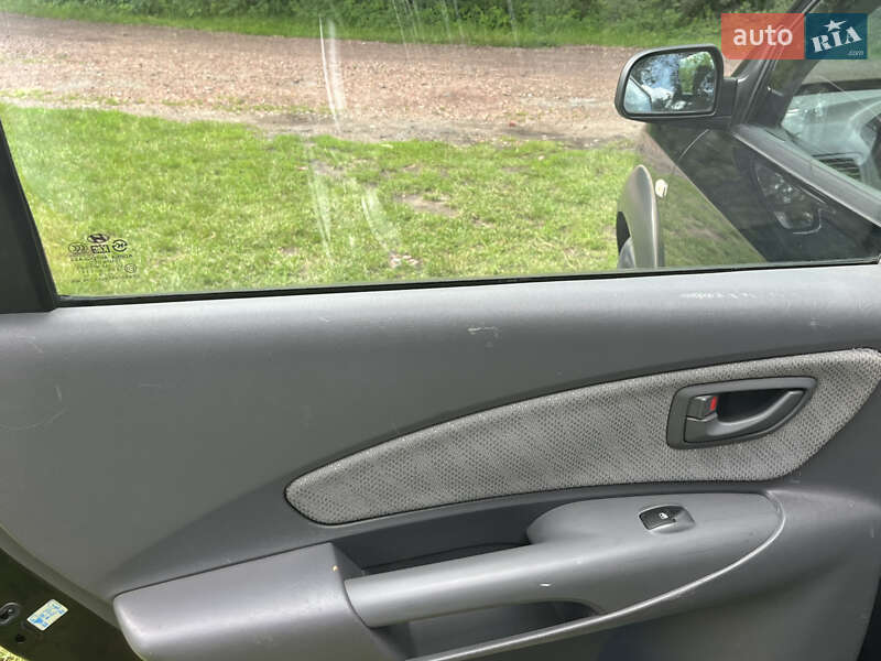 Внедорожник / Кроссовер Hyundai Tucson 2005 в Шептицькому