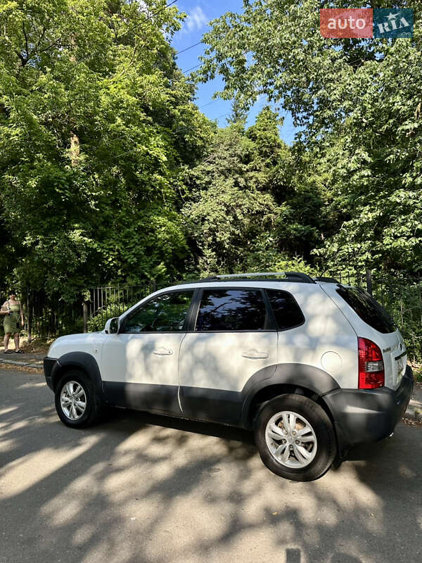 Внедорожник / Кроссовер Hyundai Tucson 2012 в Киеве